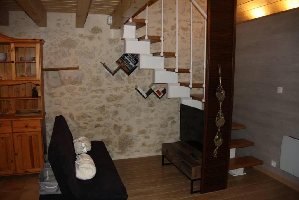 Le Portougais, Chalet A Chanaz, La Petite Venise Savoyarde Exterior foto